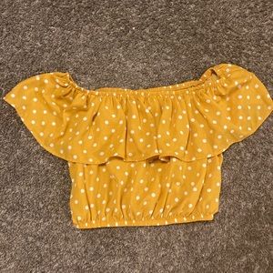 Crop top off your shoulders